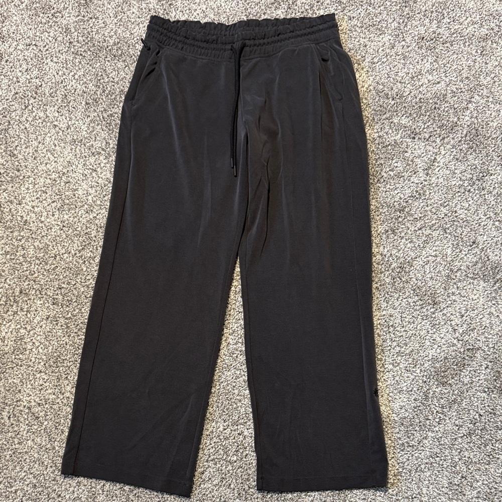 Athleta Seasoft Mid Rise Straight Pant
